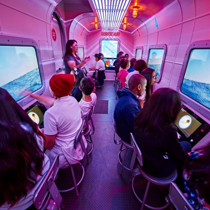 mobile museum ocean experience kids in bus NHM programs