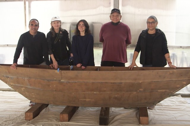 Ti'at canoe being prepped at NHM